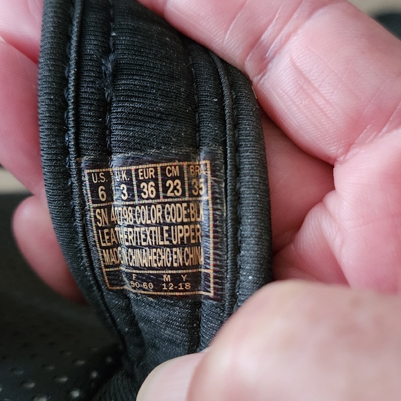 2 pair of ladies sandals - Picture 7 of 8